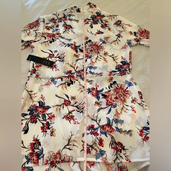 Kaii Los Angeles NWT Ivory Floral Kimono Jacket Size M - Picture 7 of 10